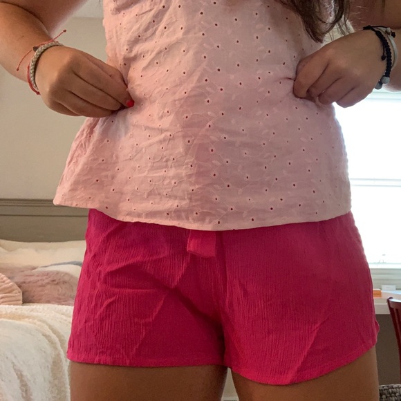 pink flowy shorts never worn - Picture 3 of 3